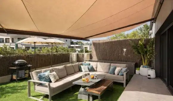 Terrassa de Planta baixa en venda en Calvià amb Aire condicionat, Calefacció i Jardí privat
