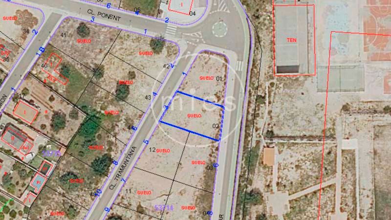Land for sale in Montroi / Montroy