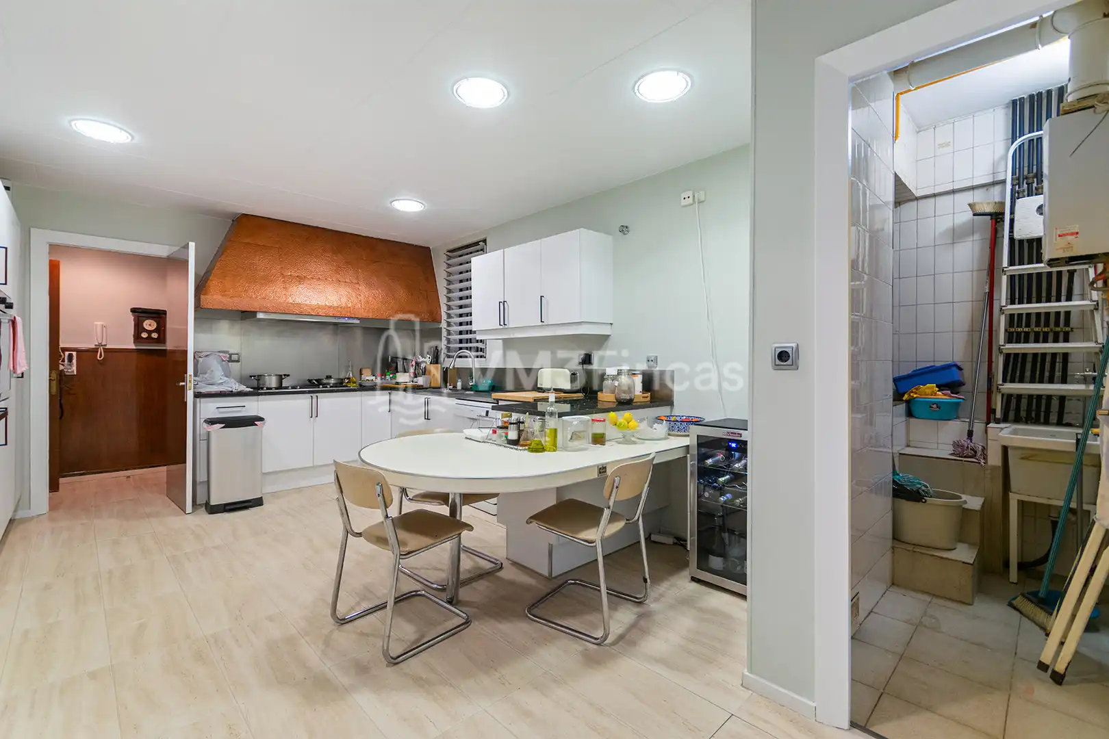 Küche von Wohnung zur Miete in Barcelona mit Klimaanlage, Heizung und Parkett