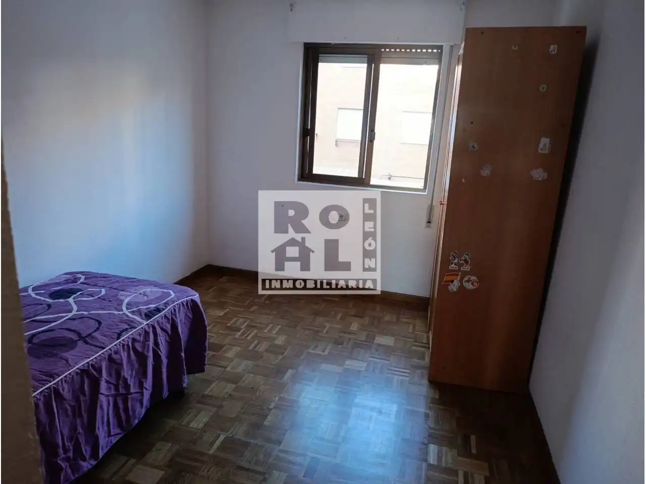 Habitación de Piso en venta en León Capital  con Calefacción, Terraza y Trastero