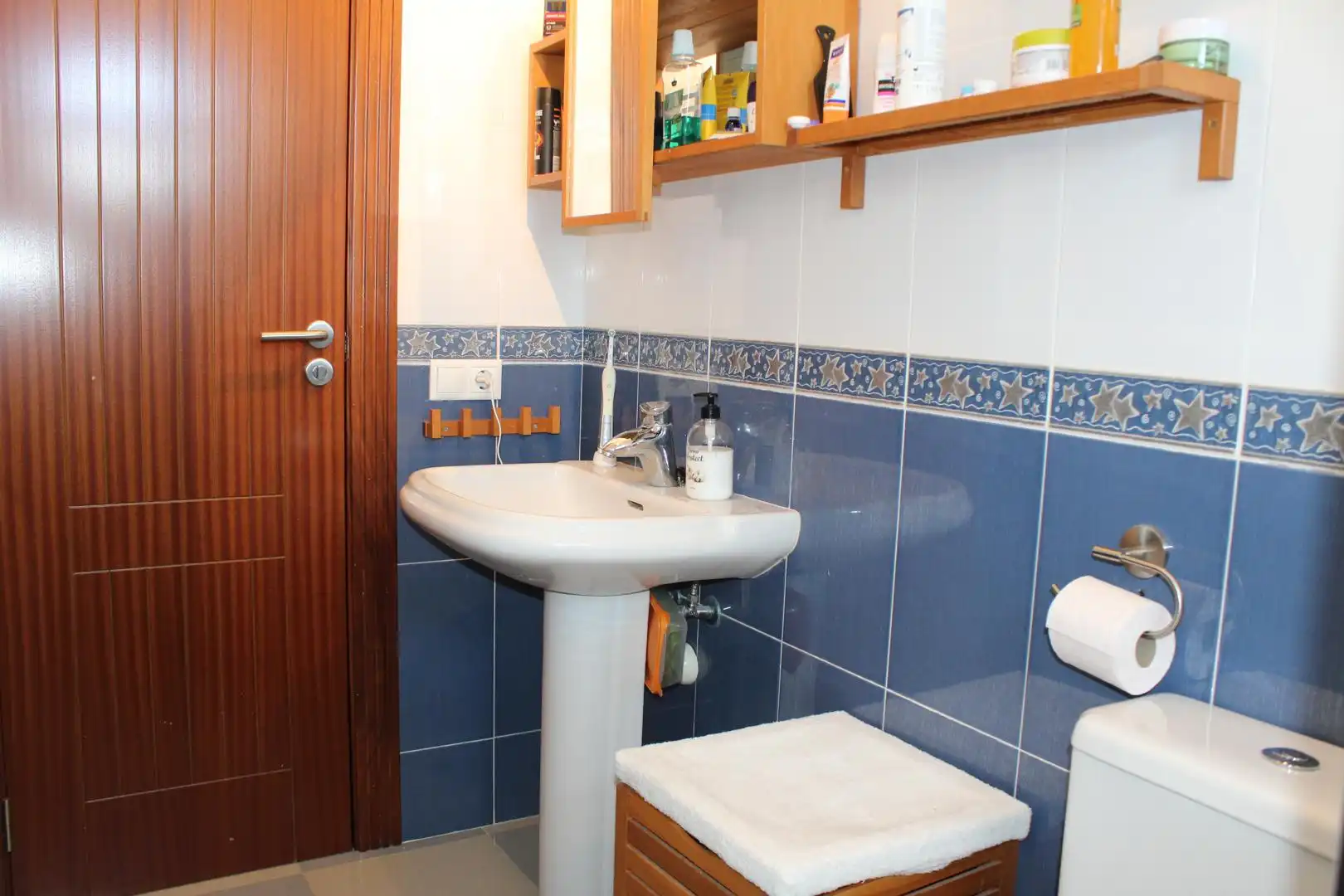 Baño de Apartamento en venta en Roquetas de Mar con Aire acondicionado, Amueblado y Horno