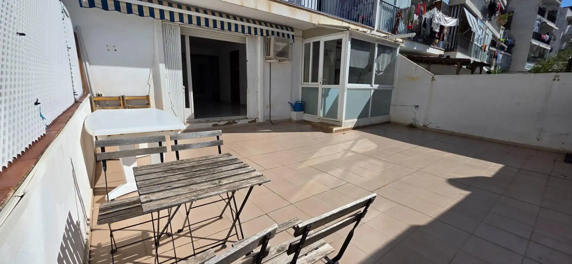 Bajo con ascensor en venta en Carrer de l'Estalvi, imagen 2