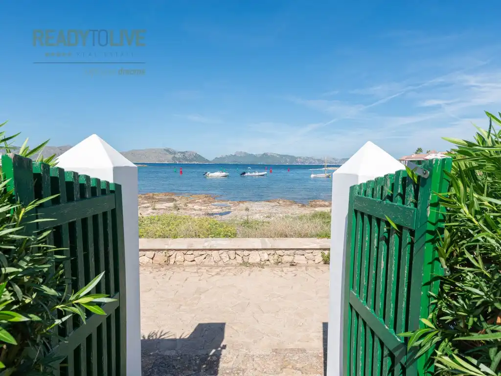 Exterior view of Houses for rent in Alcúdia  with Terrace, Furnished and Microwave