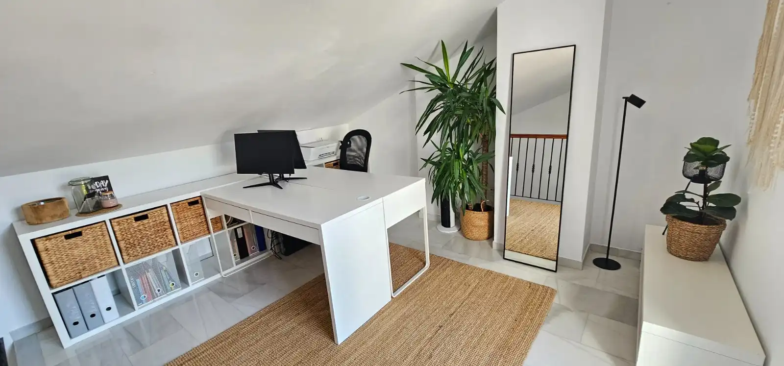 Casa adosada de alquiler en Alhaurín de la Torre con Aire acondicionado, Jardín privado y Terraza