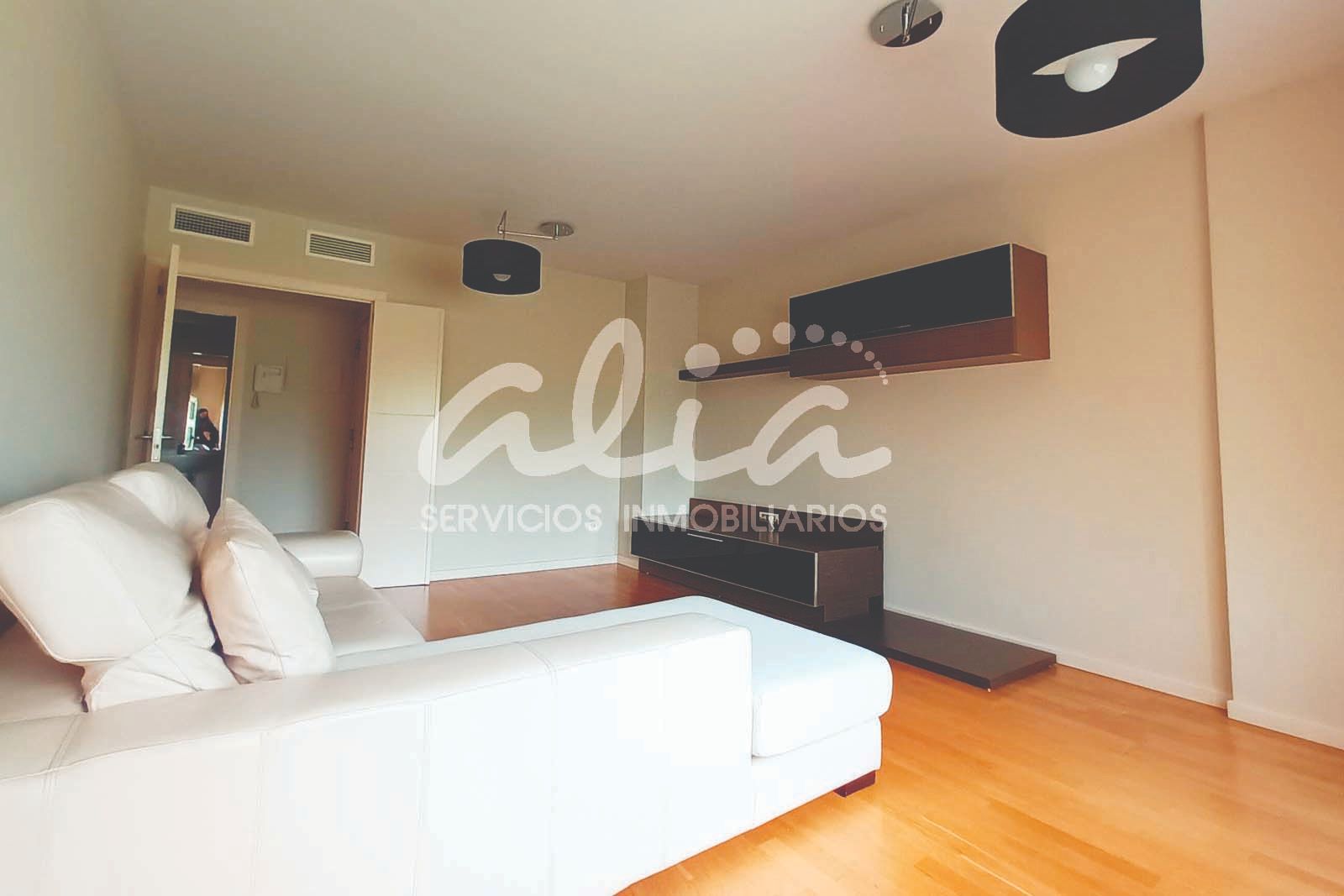 Living room of Flat to rent in Pinto  with Air Conditioner, Heating and Parquet flooring