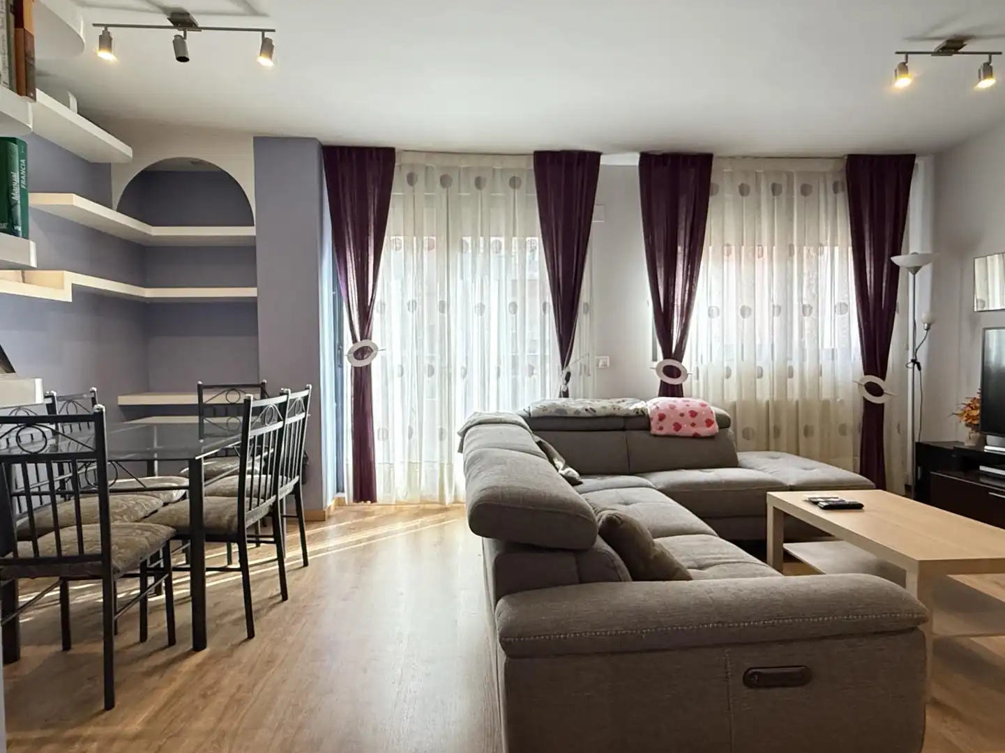 Sala d'estar de Pis en venda en Guadalajara Capital amb Aire condicionat, Calefacció i Terrassa