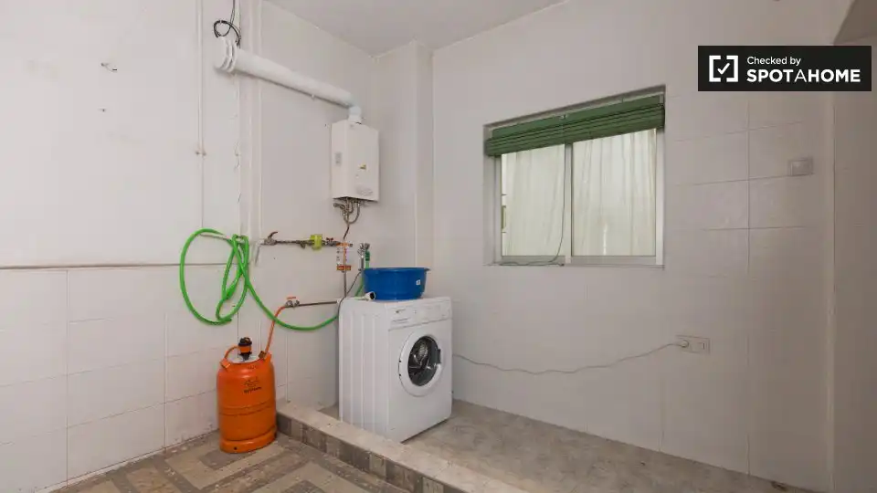 Habitación en Camino de Ronda
