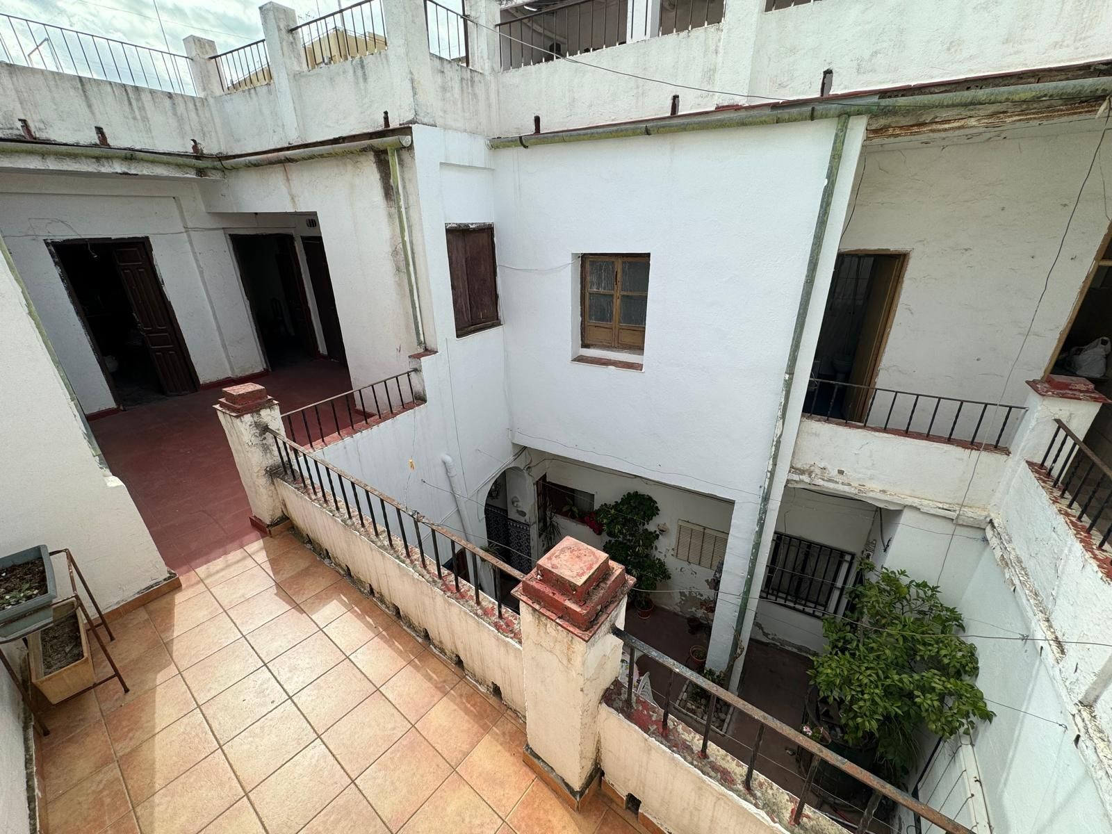 Vista exterior de Casa o xalet en venda en  Córdoba Capital amb Terrassa i Traster