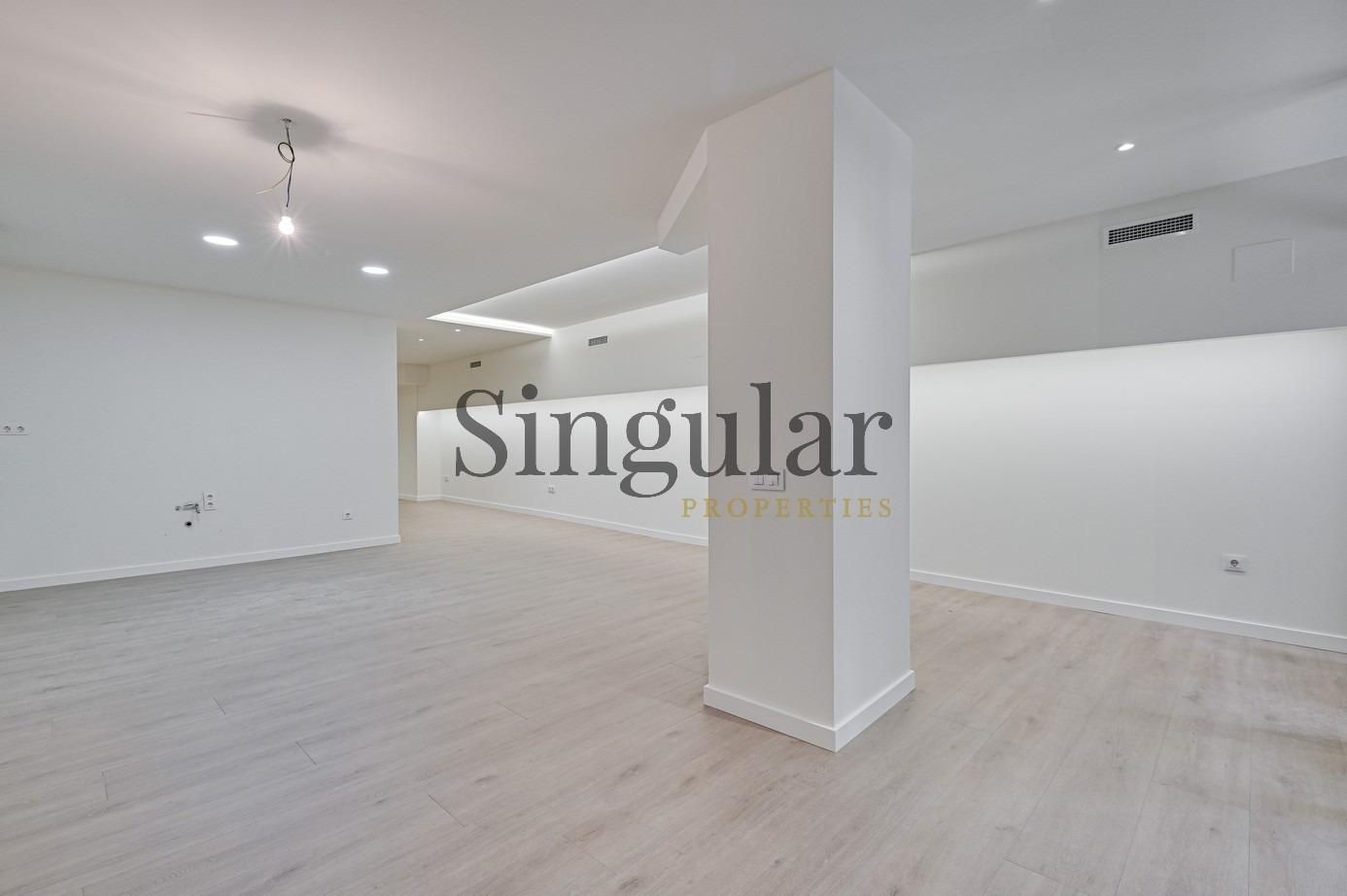 Office for sale in  Barcelona Capital  with Heating