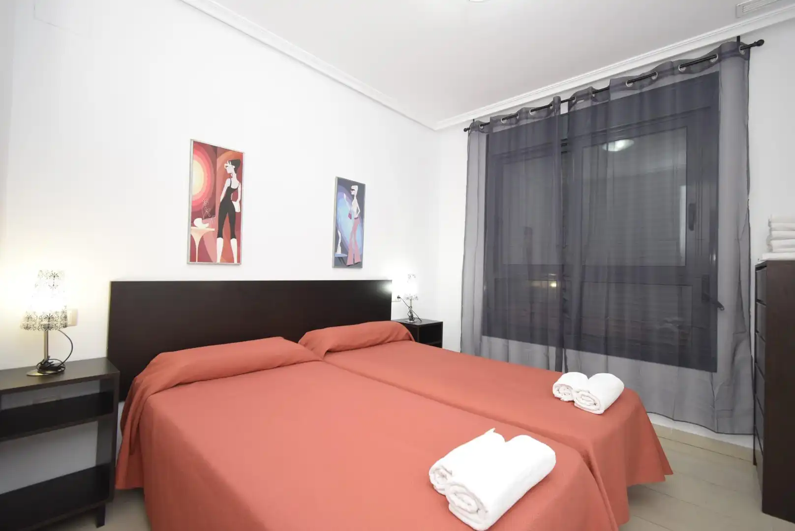 Habitación de Apartamento en venta en Benidorm con Aire acondicionado, Calefacción y Jardín privado