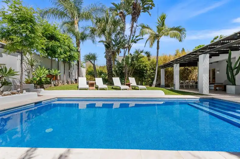 Swimming pool of Houses for rent in Marbella  with Air Conditioner, Private garden and Terrace