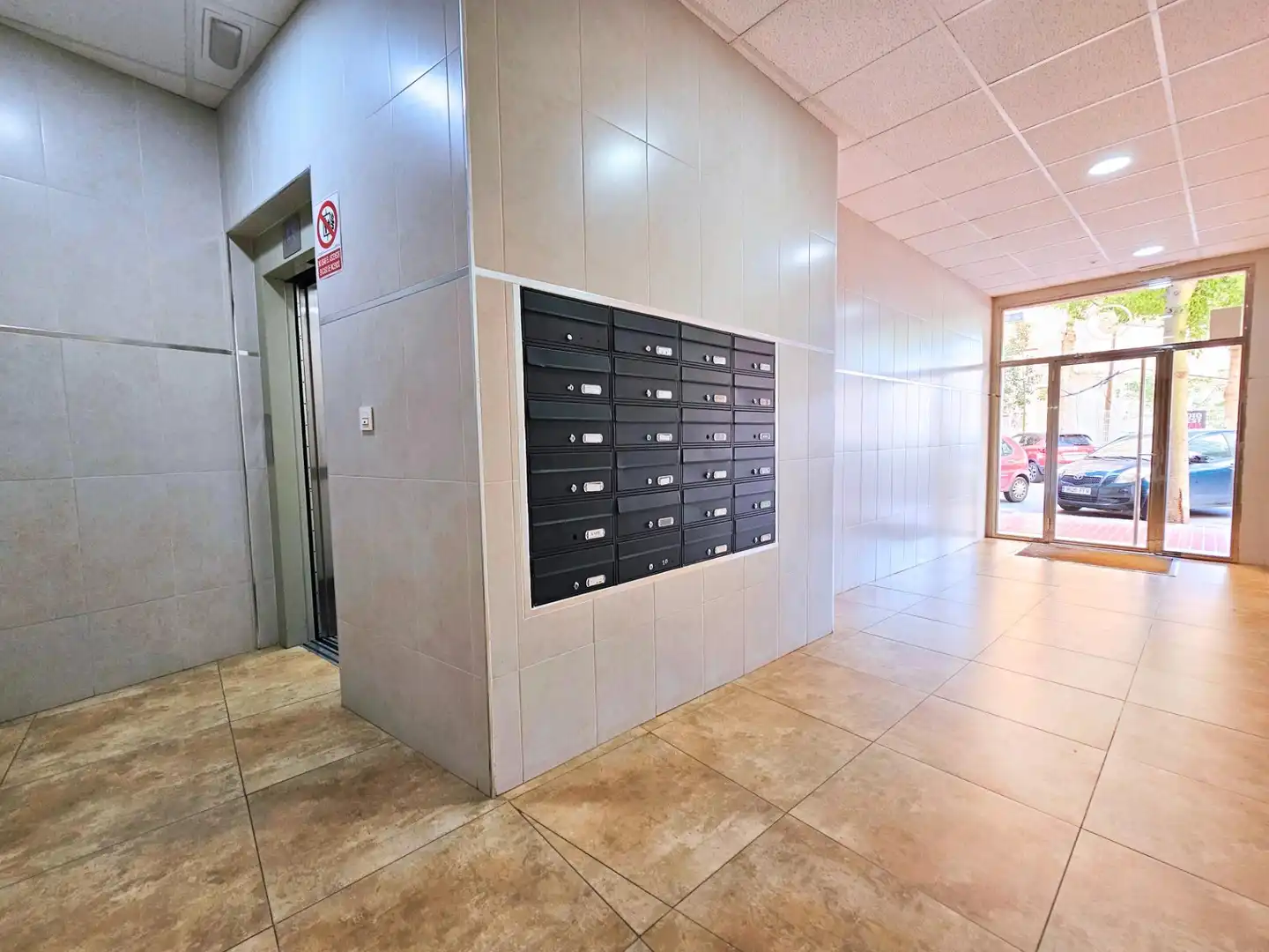 Flat for rent in Cartagena  with Air Conditioner and Furnished
