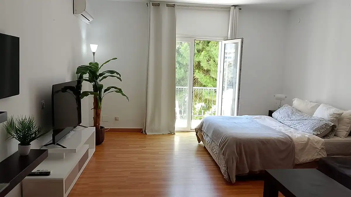Dormitori de Estudi en venda en Marbella amb Aire condicionat, Jardí privat i Terrassa