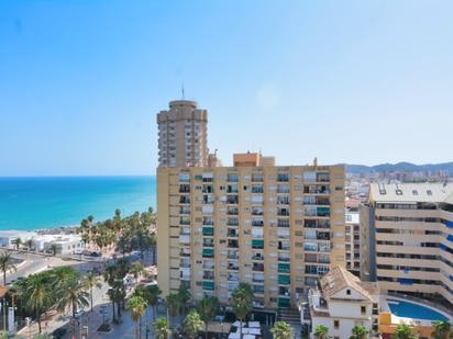 Exterior view of Flat for sale in Fuengirola  with Air Conditioner, Swimming Pool and Balcony