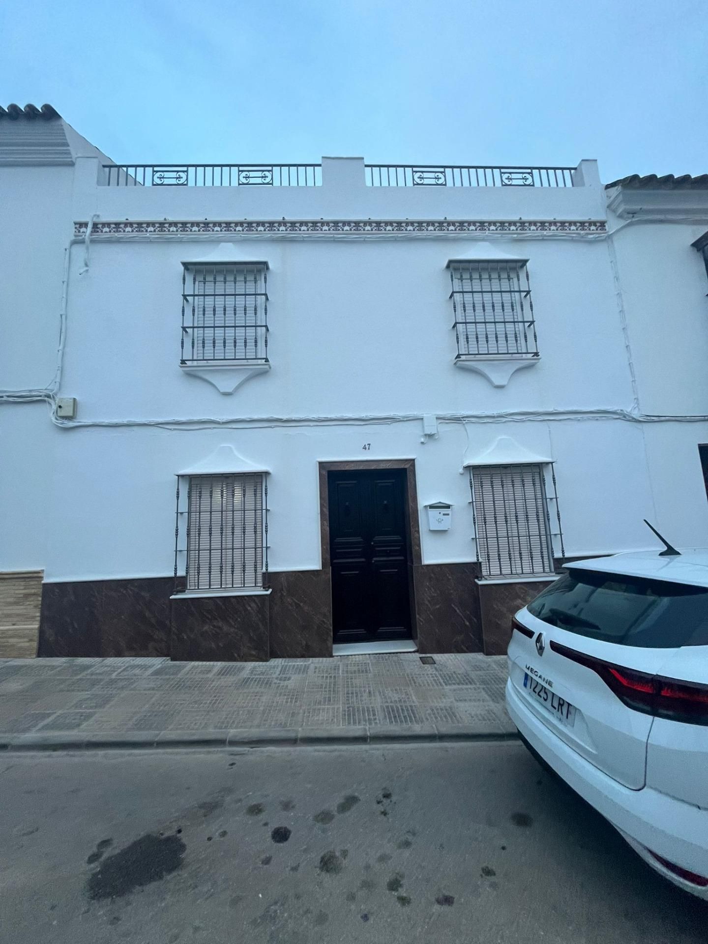 Exterior view of House or chalet for sale in La Puebla de Cazalla