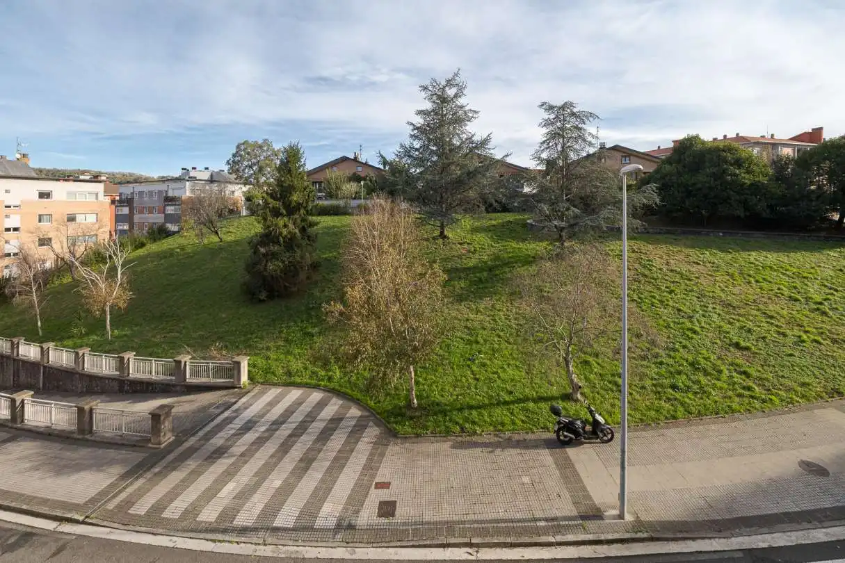 Vista exterior de Piso en venta en Donostia - San Sebastián  con Calefacción y Trastero
