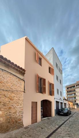 Casa adosada en Venta en Centro