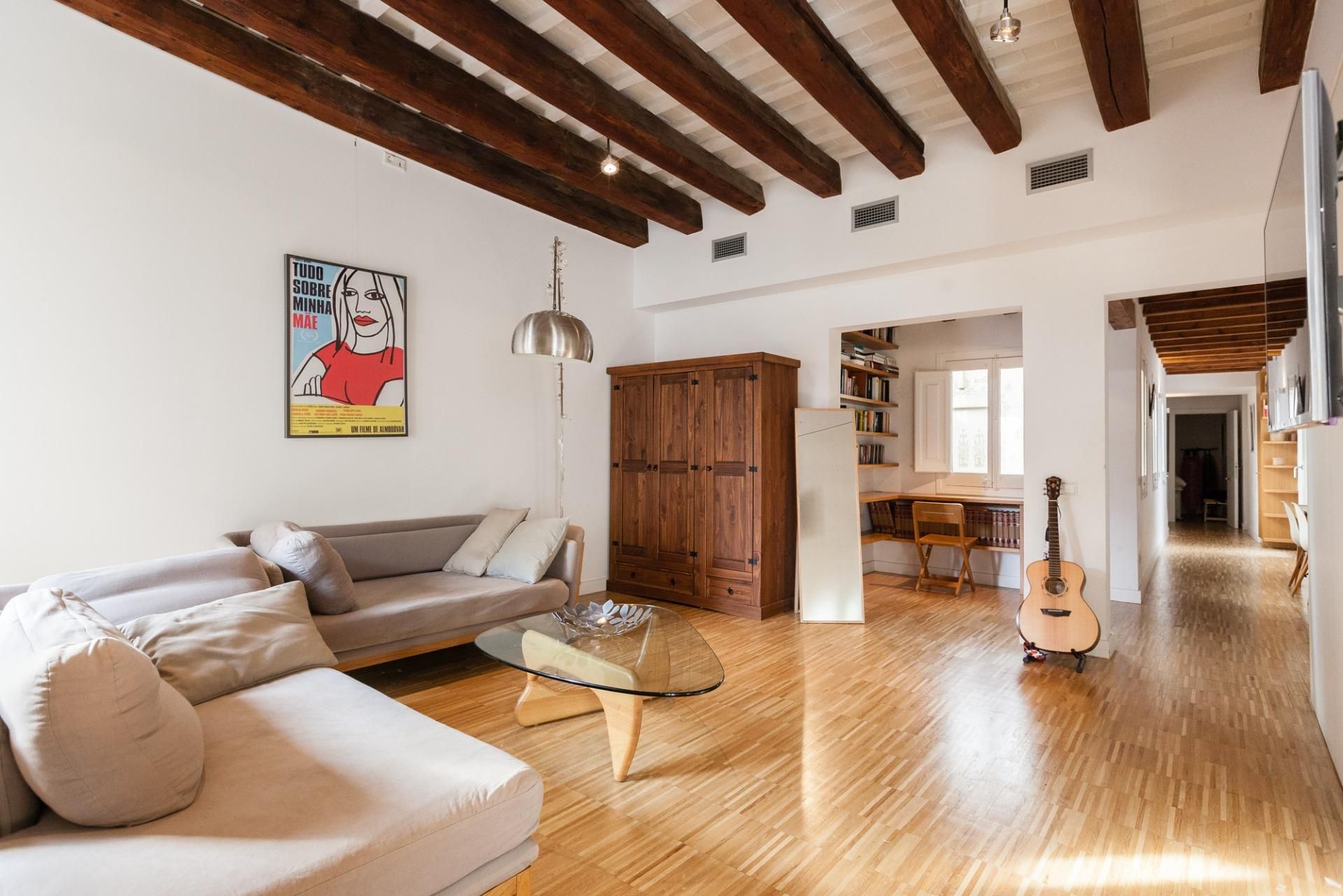 Sala d'estar de Àtic de lloguer en  Barcelona Capital amb Aire condicionat, Calefacció i Parquet