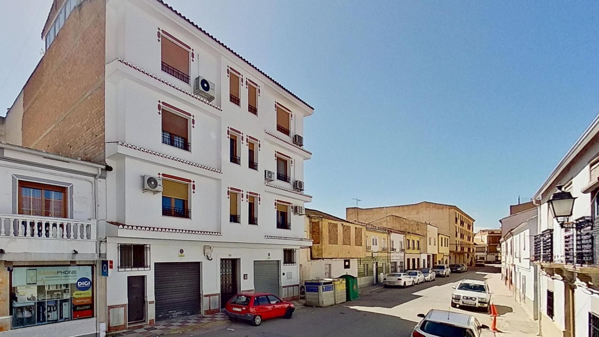 Außenansicht von Wohnung zum Verkauf in Huétor Tájar mit Klimaanlage