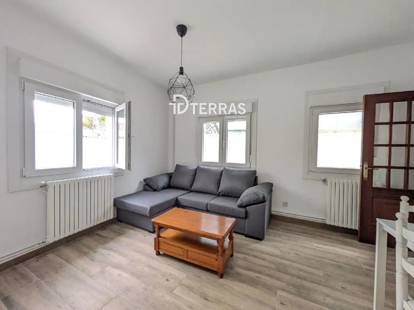 Living room of Flat for rent in Pontevedra Capital   with Furnished