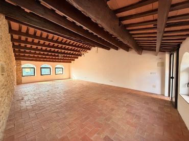 Landhaus mit Balkon zum Verkauf in Plaça Llarga
