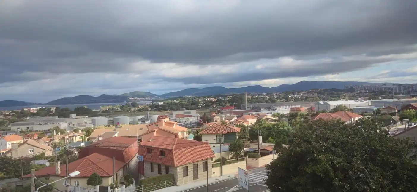 Vista exterior de Casa o chalet en venta en Vigo  con Jardín privado