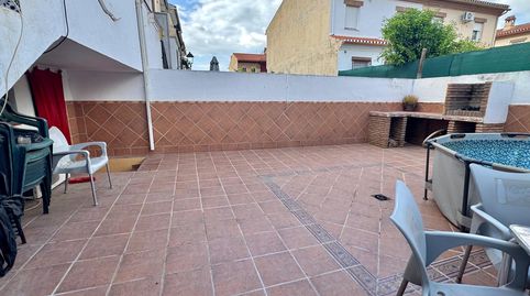 Amplia casa adosada con gran patio y sótano con chimenea en Belicena, imatge 4