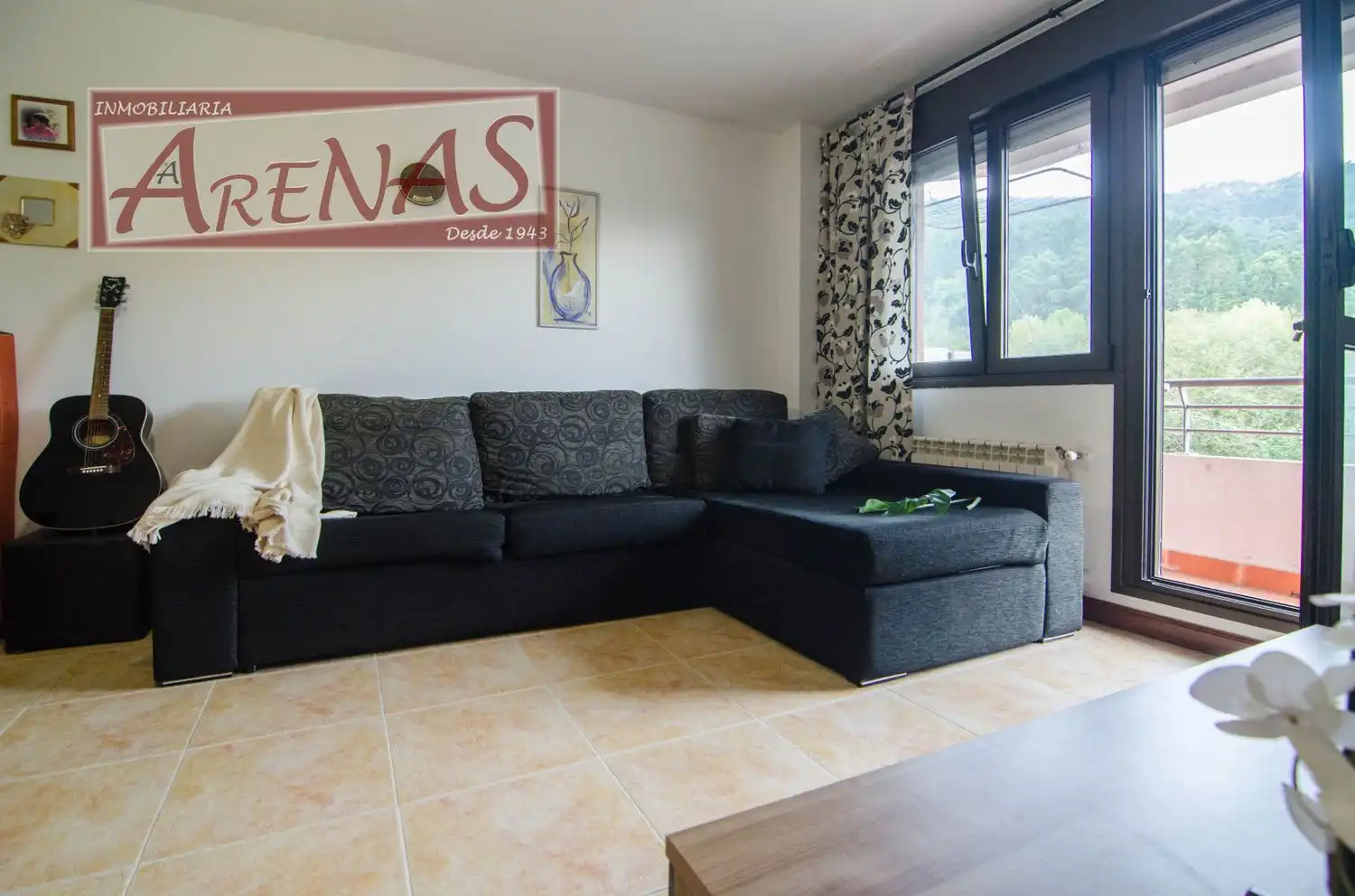 Sala de estar de Piso en venta en Limpias con Calefacción, Parquet y Trastero