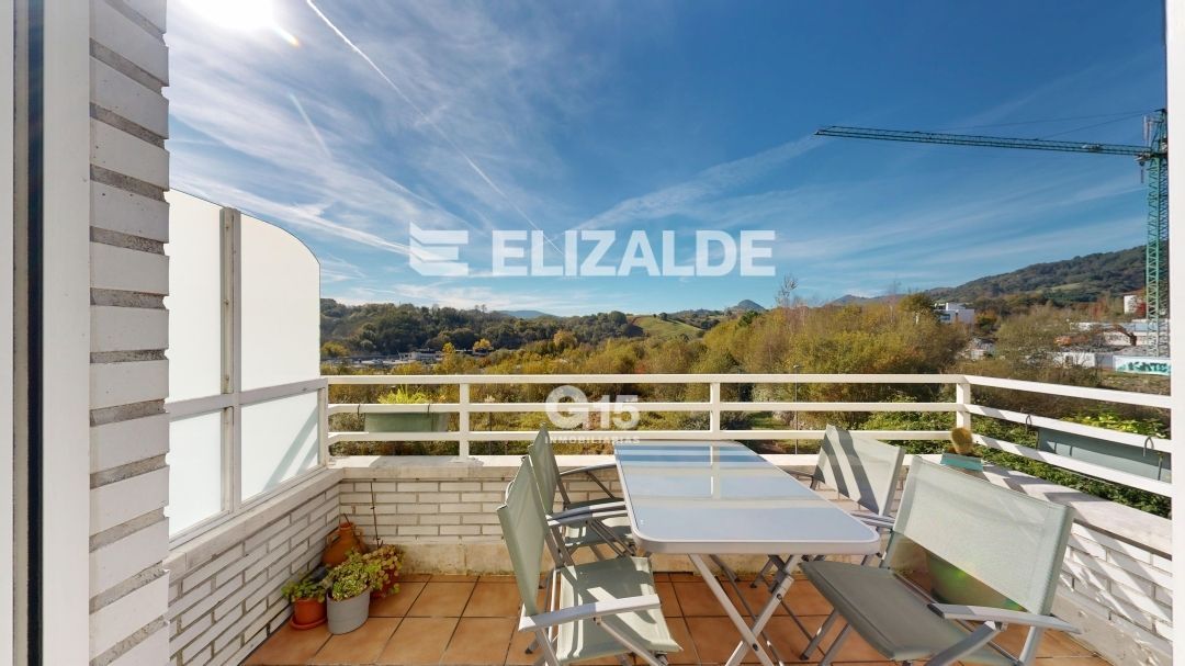 Exterior view of Flat for sale in Donostia - San Sebastián   with Heating, Terrace and Storage room