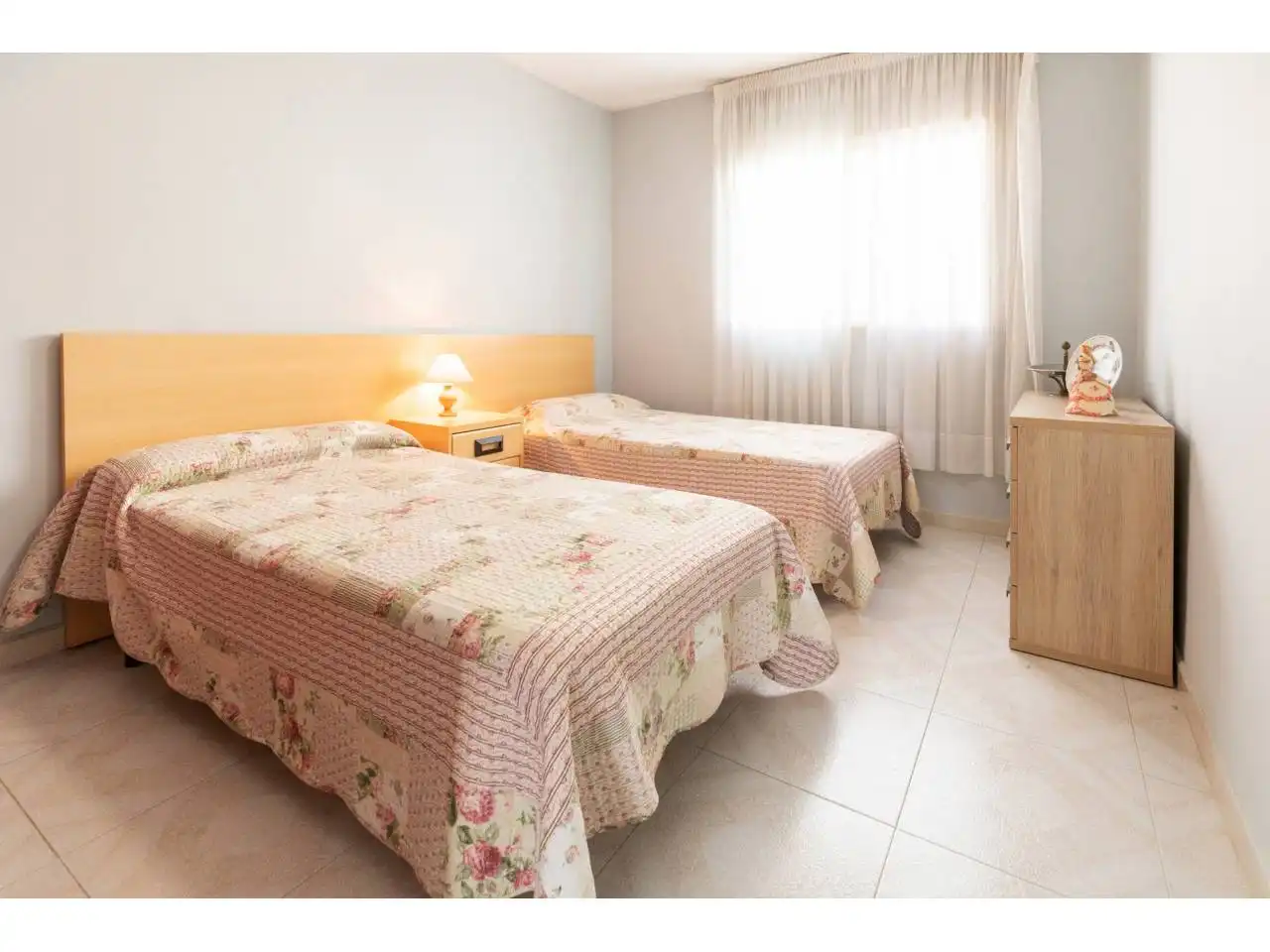 Bedroom of Flat for sale in Cambrils  with Air Conditioner, Terrace and Furnished