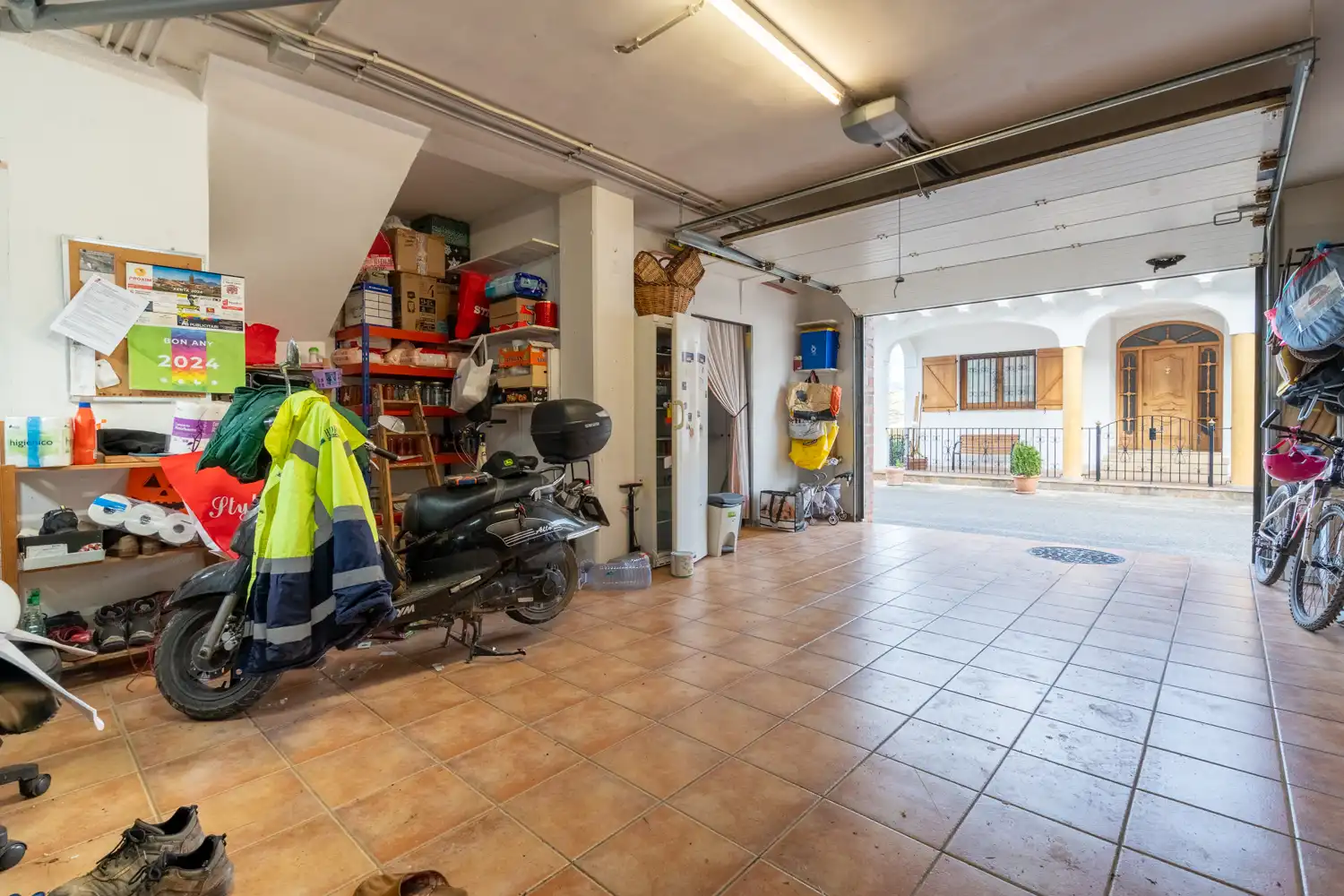 Aparcament de Casa adosada en venda en Aldover amb Aire condicionat, Calefacció i Terrassa