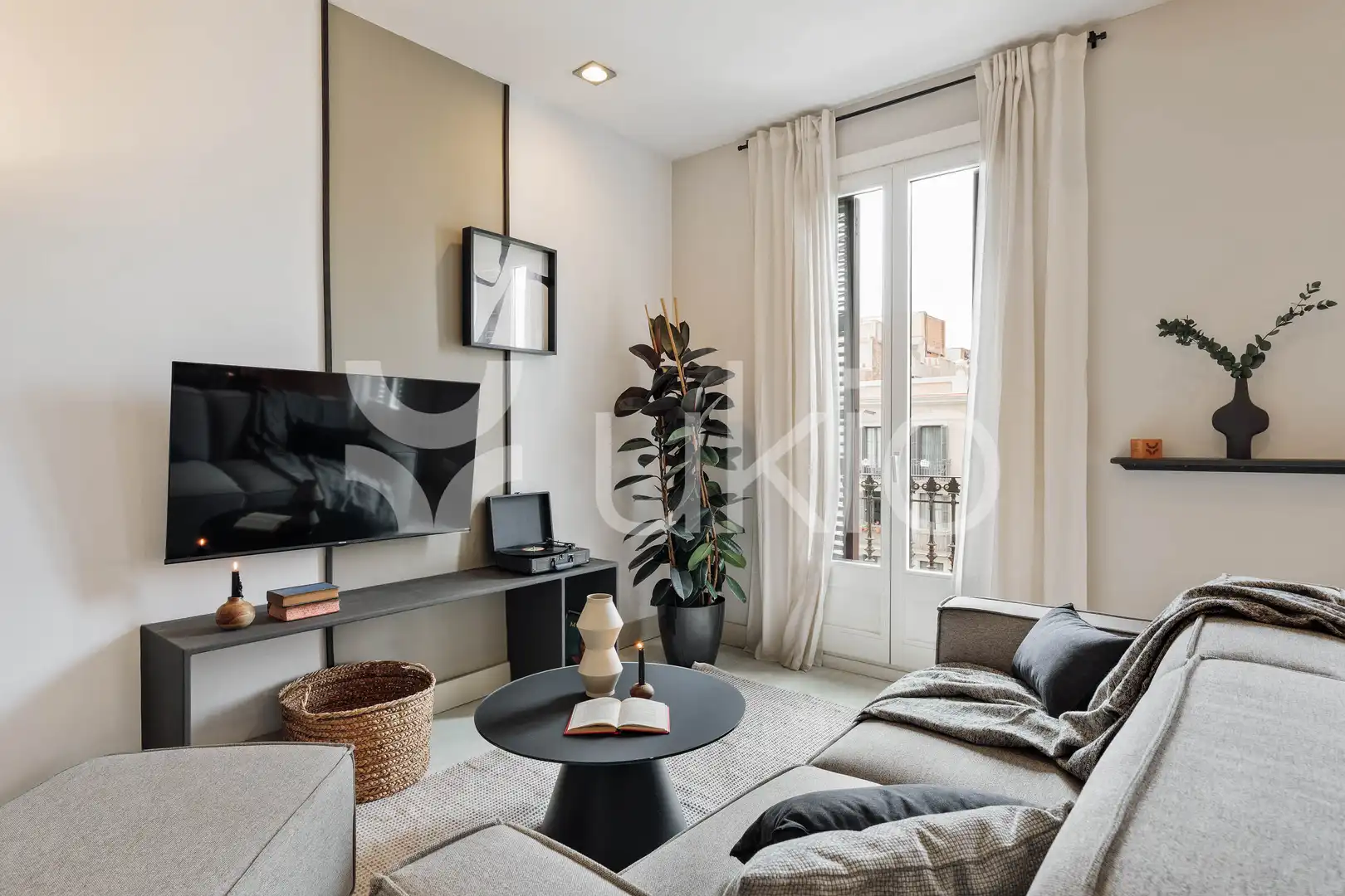 Apartamento con terraza en alquiler en Carrer del Comte d'Urgell, imagen 14