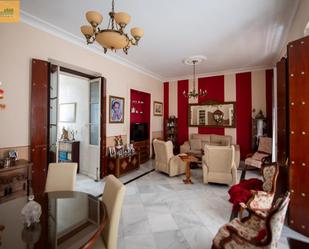 Living room of Flat for sale in  Cádiz Capital  with Parquet flooring and Balcony