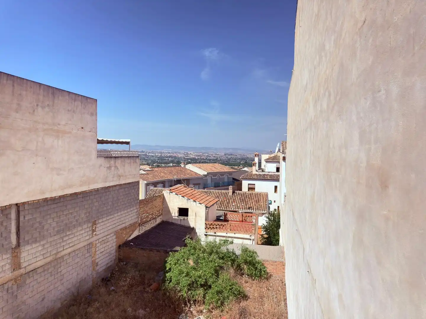Vista exterior de Casa o chalet en venta en Huétor Vega con Jardín privado y Terraza