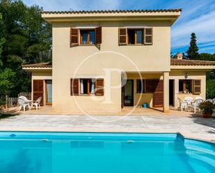 Vista exterior de Casa o xalet en venda en Alcúdia amb Terrassa i Piscina