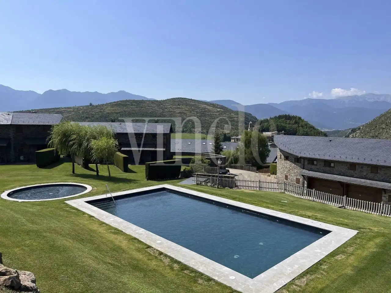 Piscina de Casa adosada en venta en Isòvol con Calefacción, Parquet y Terraza