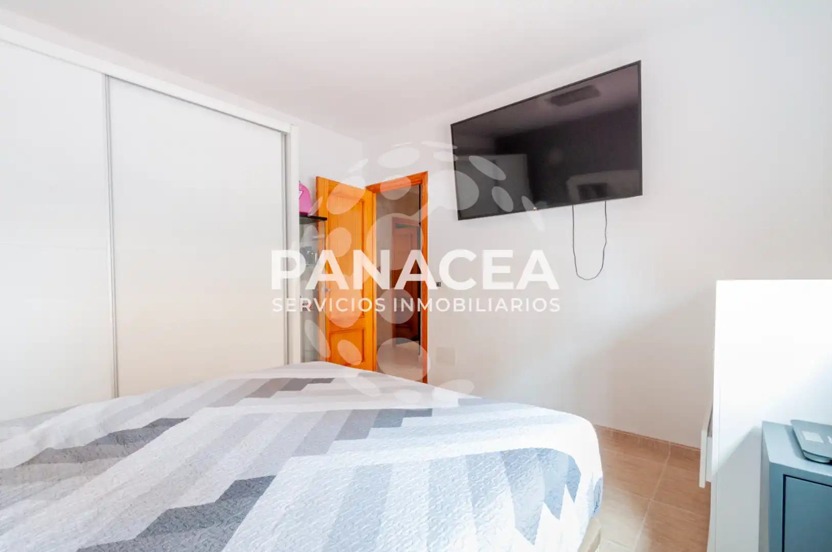 Flat for sale in Roquetas de Mar  with Furnished, Microwave and TV
