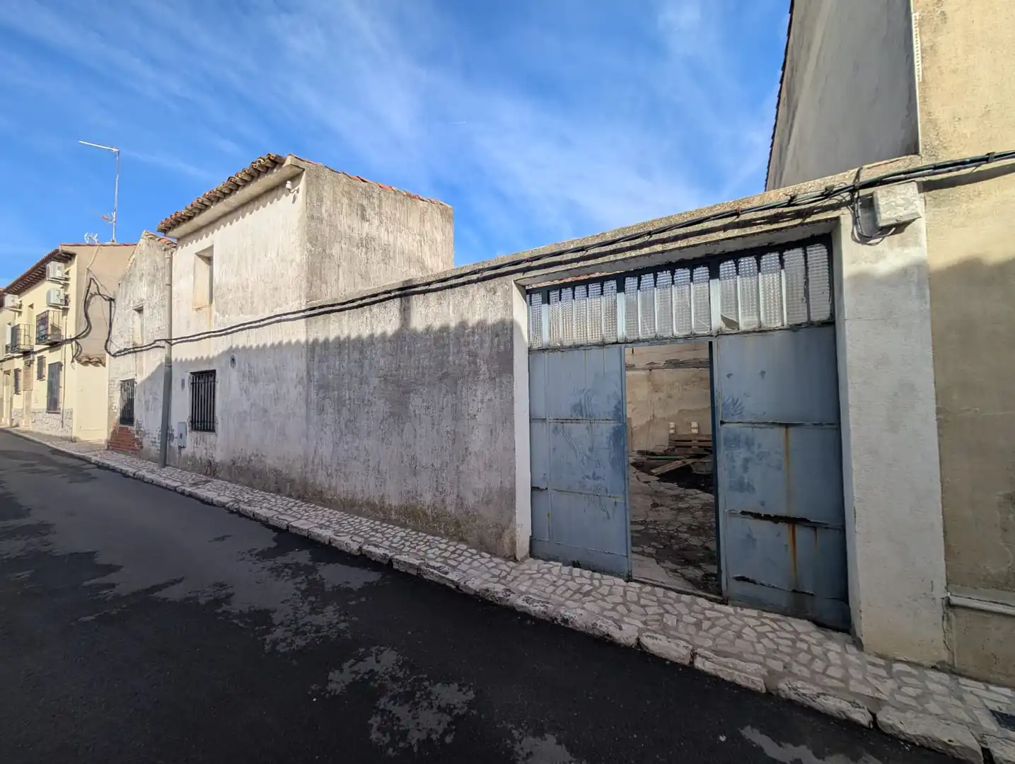 Vista exterior de Casa adosada en venta en Chinchón