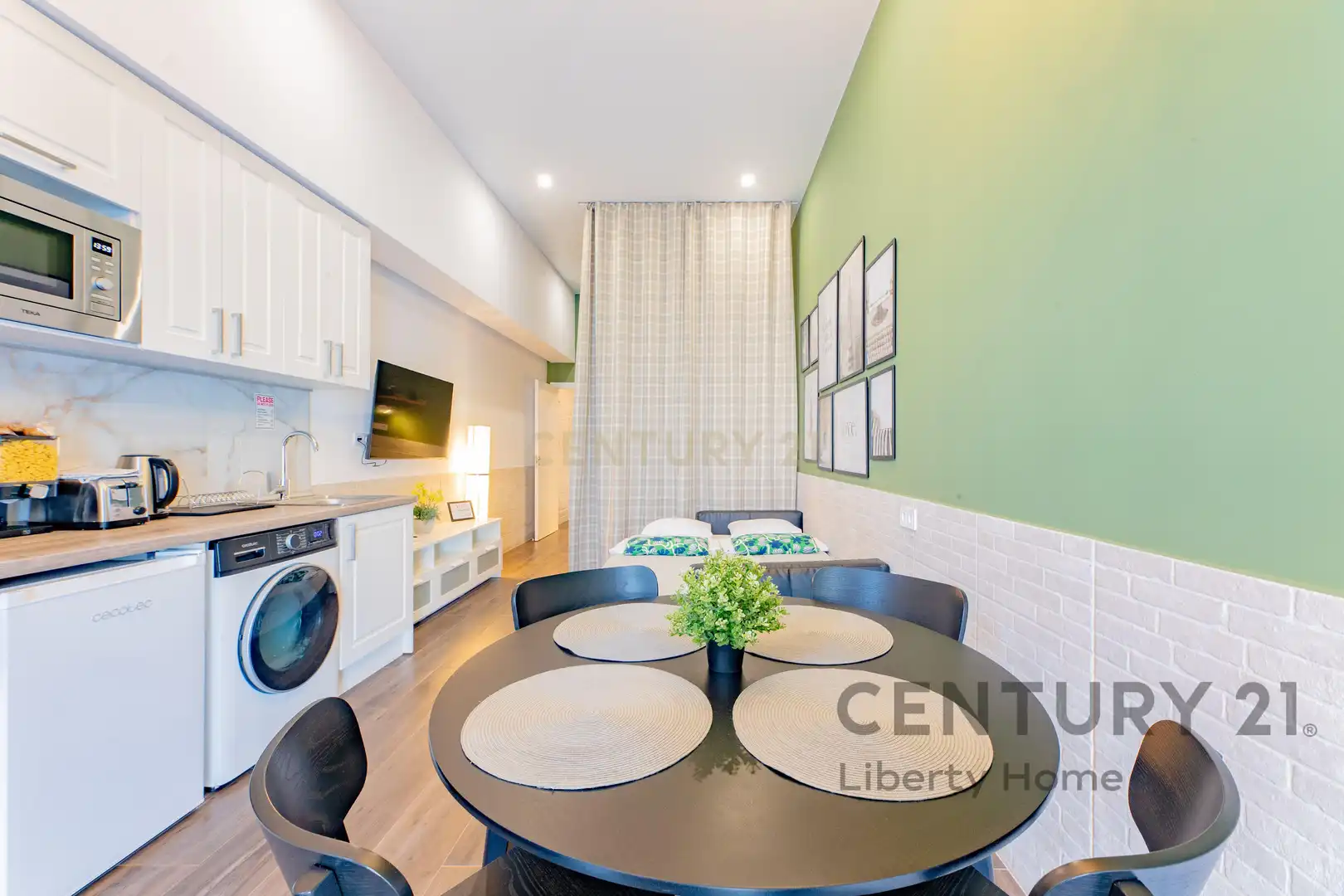 Edificio en venta en Carrer d'Eslida, 7, València, Spain, -1, Malilla