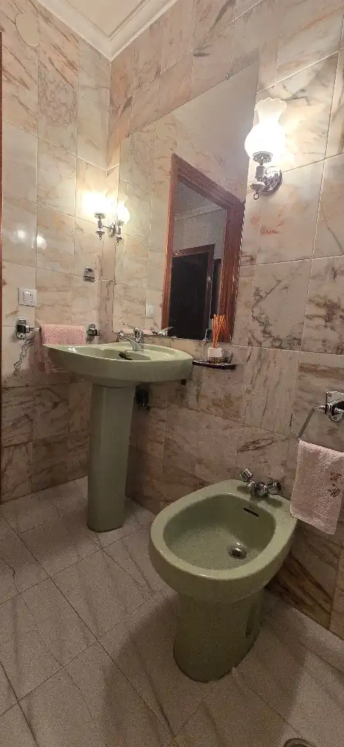 Bany de Casa o xalet en venda en Villacastín amb Calefacció, Jardí privat i Balcó
