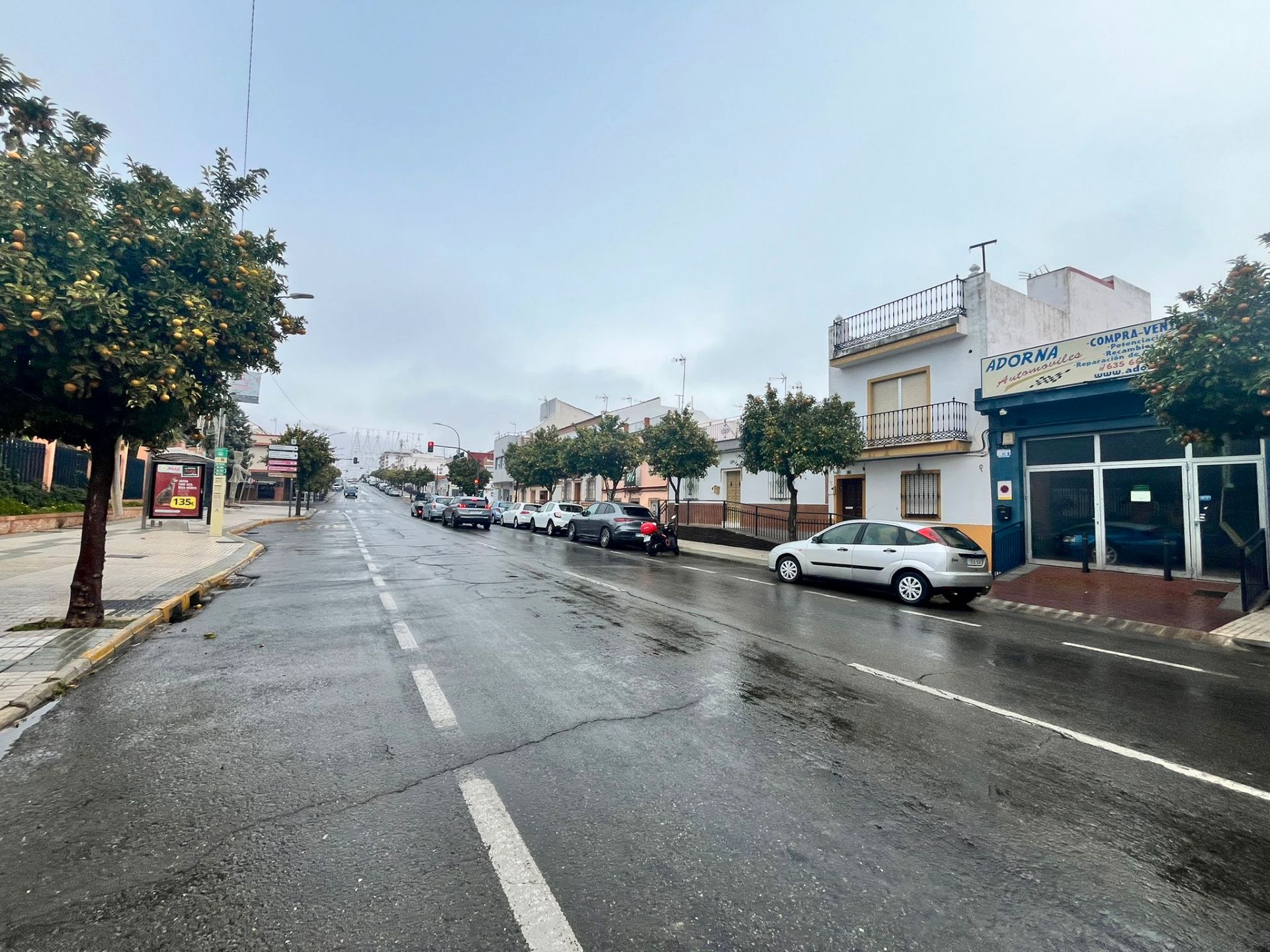 Vista exterior de Casa adosada en venda en Bormujos amb Terrassa