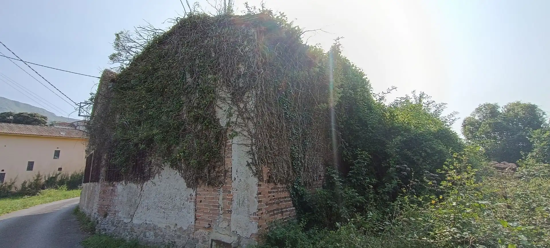Außenansicht von Country house zum Verkauf in Llanes