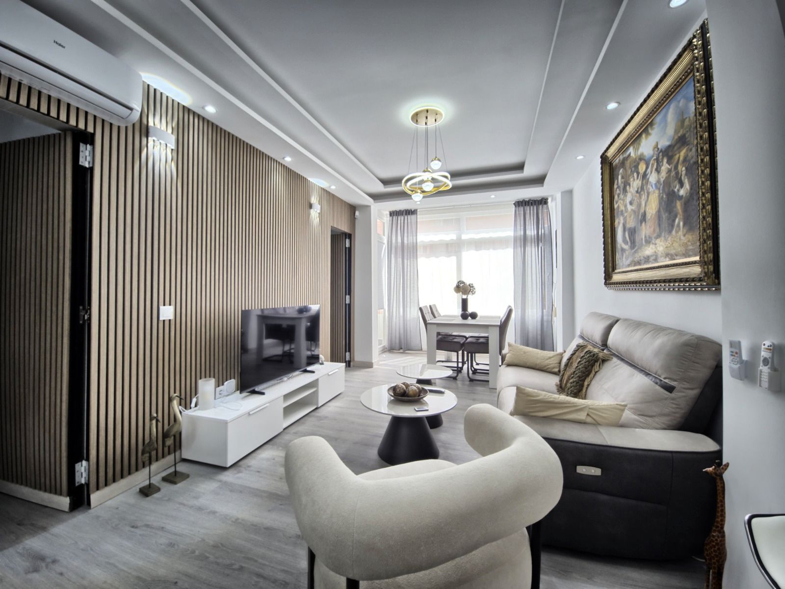 Sala de estar de Piso en venta en Marbella con Aire acondicionado, Calefacción y Jardín privado