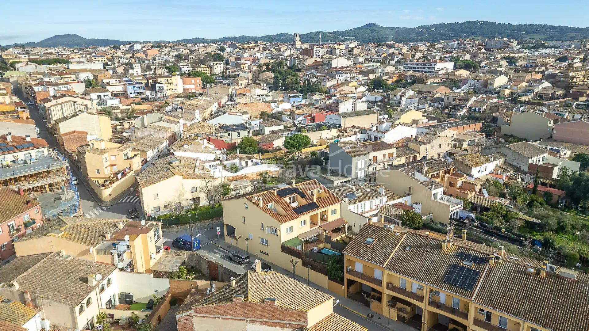 Adossat amb terrassa en venda a Carrer de Sant Pere, imagen 4