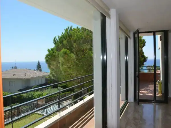 Casa o xalet de lloguer a Urbanitzacions