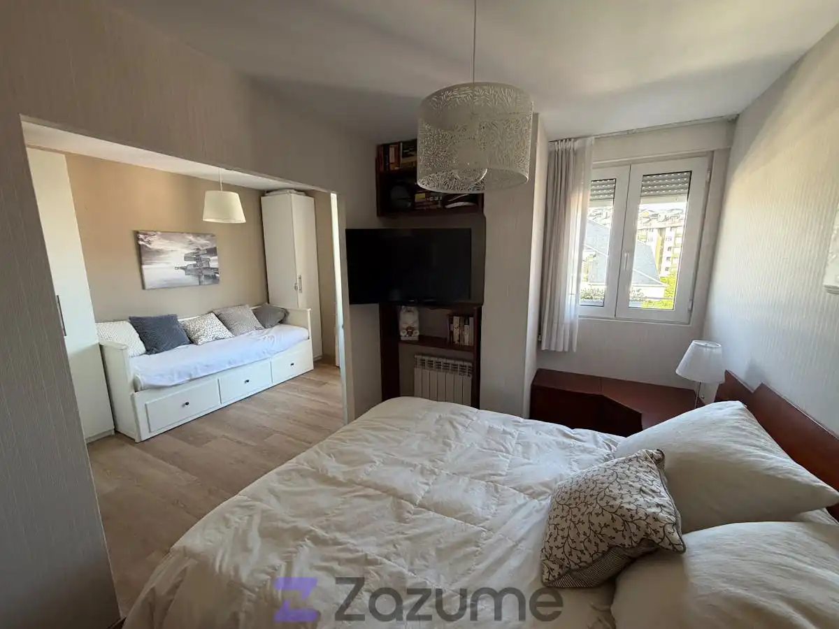 Habitación de Piso de alquiler en Castro-Urdiales con Calefacción, Parquet y Amueblado