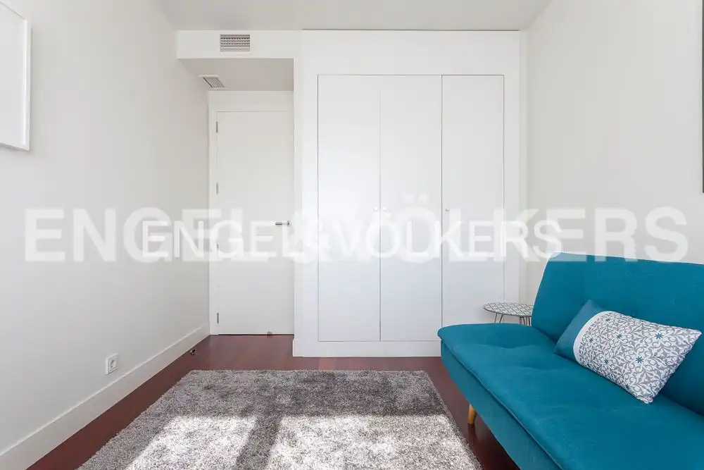 Bedroom of Attic for rent in Madrid  with Air Conditioner, Heating and Furnished