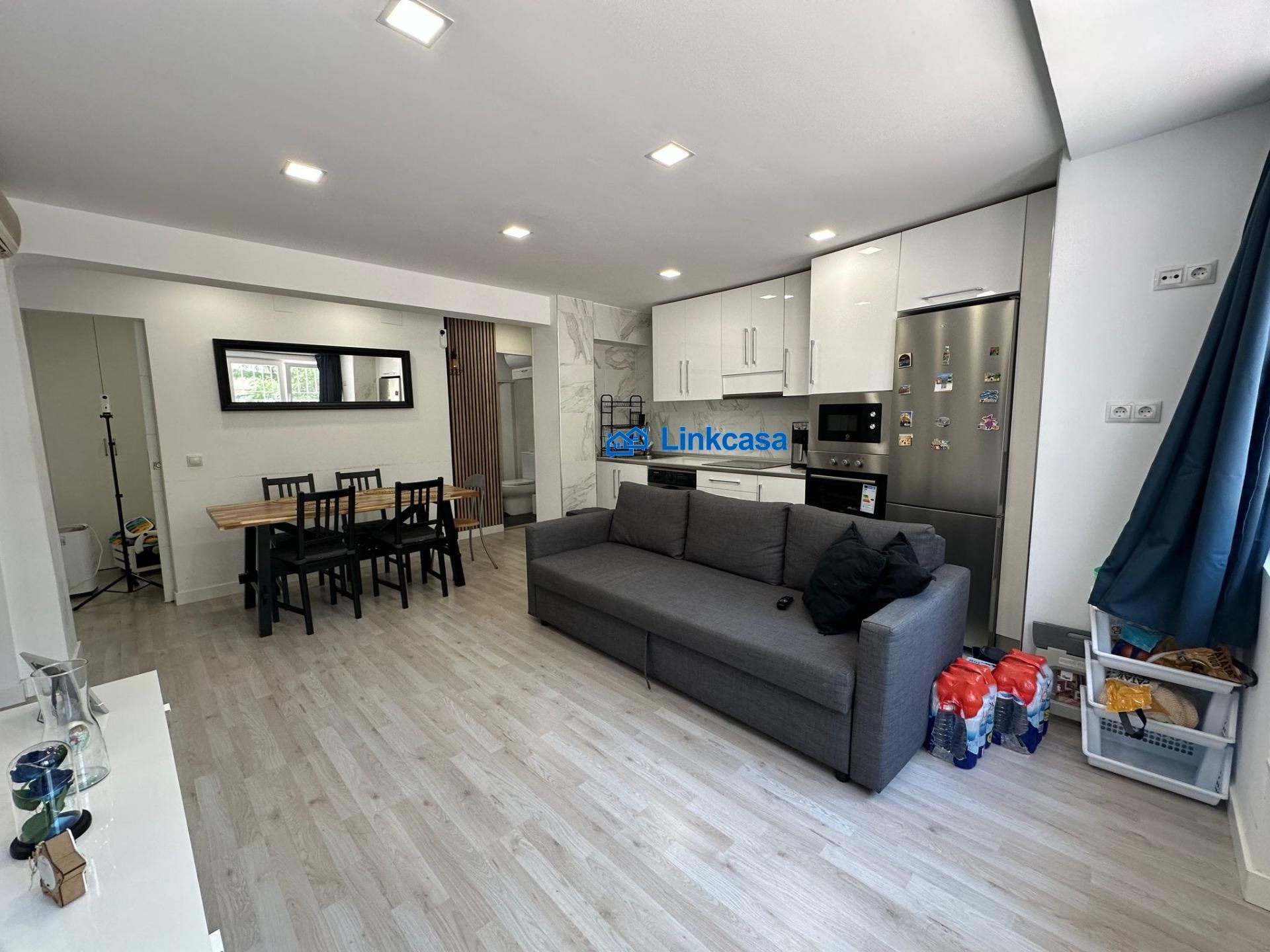 Sala de estar de Piso en venta en  Madrid Capital con Aire acondicionado y Calefacción