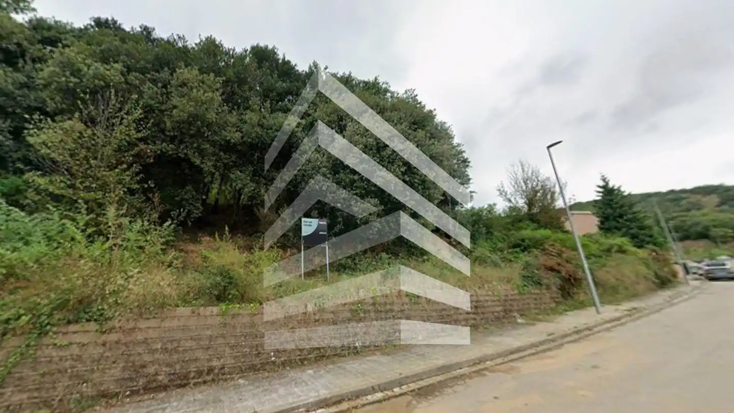 Lands and plots for sale in calle d'Antònia Torrent-Martori