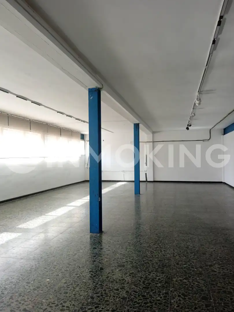 Industrial buildings for sale in Pinto